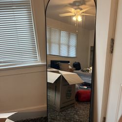 Body mirror 