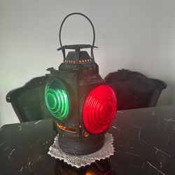 Vintage Railroad Lamp , very cool , I put a dimmer light inside to use as a lamp, in great condition please see all photos