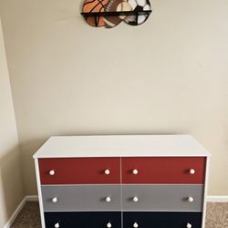 Kid’s 6 Drawer Dresser