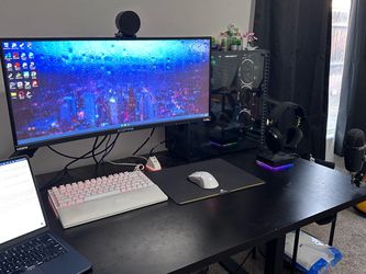 PC GAMING SETUP