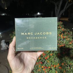 Mark Jacobs DECADEnce