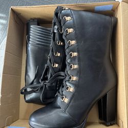 Used JustFab Eliza Heeled Boots Black Side Zip Fashion Women's Size 11