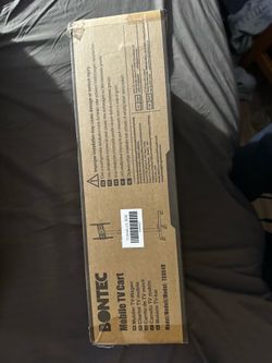 Mobile tv stand