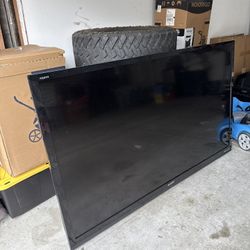 85 In Sharp Tv With Remote And Wall Mount