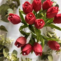 Tulips Valentines Candle Gift 