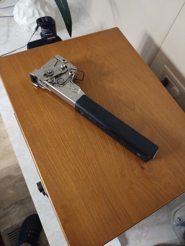 Duo-fast Hammer Stapler Ht-550 Classic