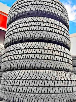 275 70 18 Michelin Tires Con 80% de Vida Las 4