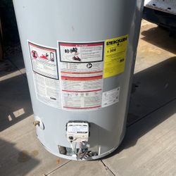 75 GALLON WATER Heater