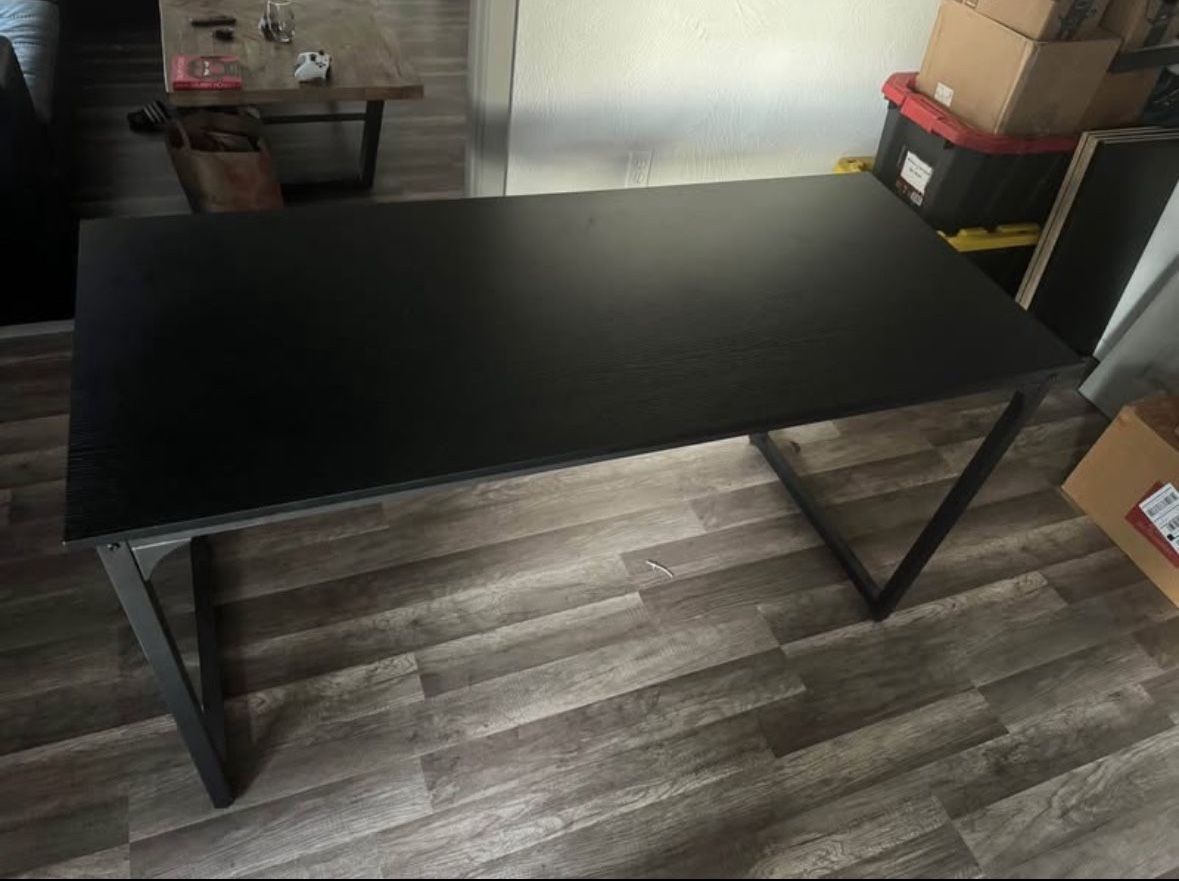 55” Computer Desk