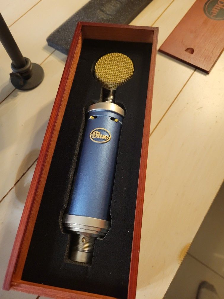 Blue Microphones Bluebird SL Large-Diaphragm Condenser Microphone
