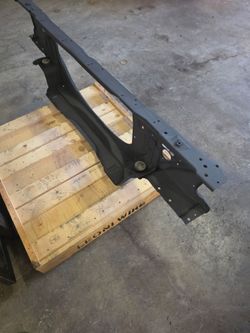 Radiator core support member