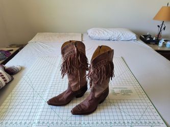 Tony Lama Women's Western Boots 9 B Fringe Snip Toe