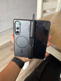 Samsung Galaxy Z Fold 5