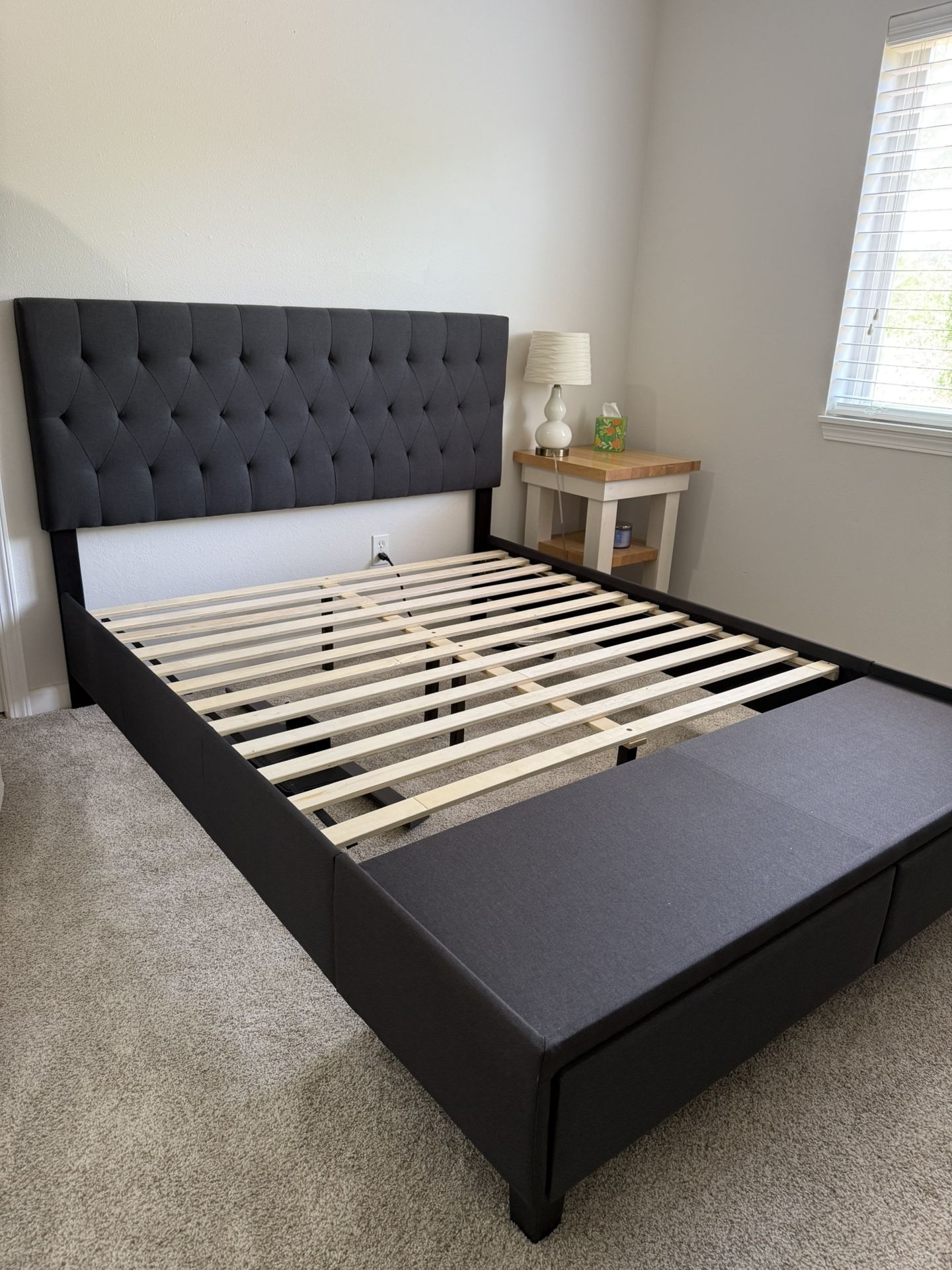 Queen Bedframe