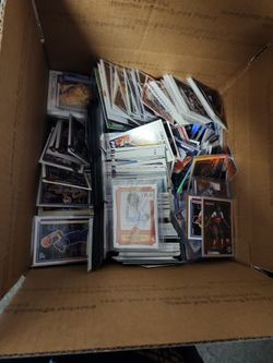 Basketball sports cards lot