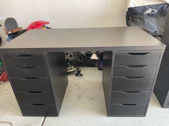 Ike’s Desk