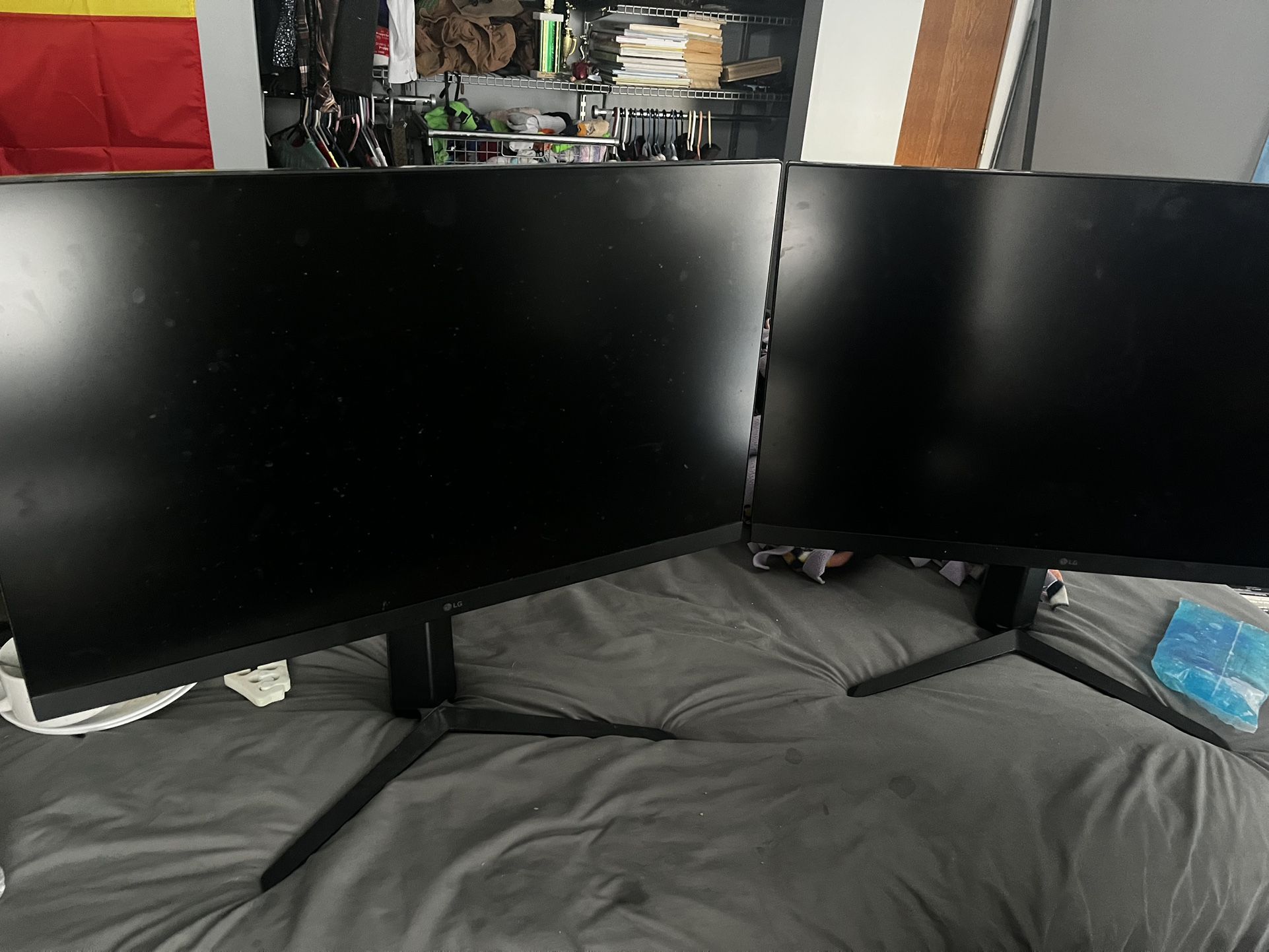 (2) Computer Monitors