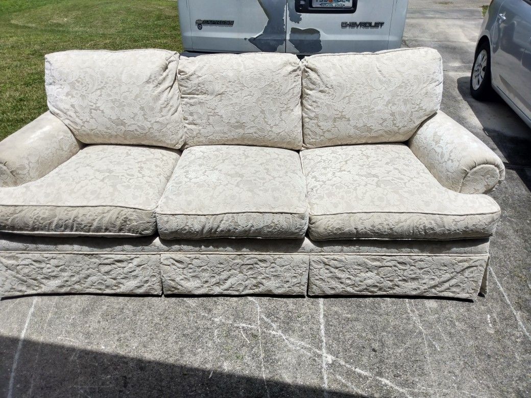 Sofa Nice And Comfortable White Swirl Design 