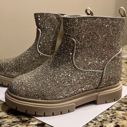 Cat & Jack Child’s Flora Boots.  Size 9.  $15 OBO