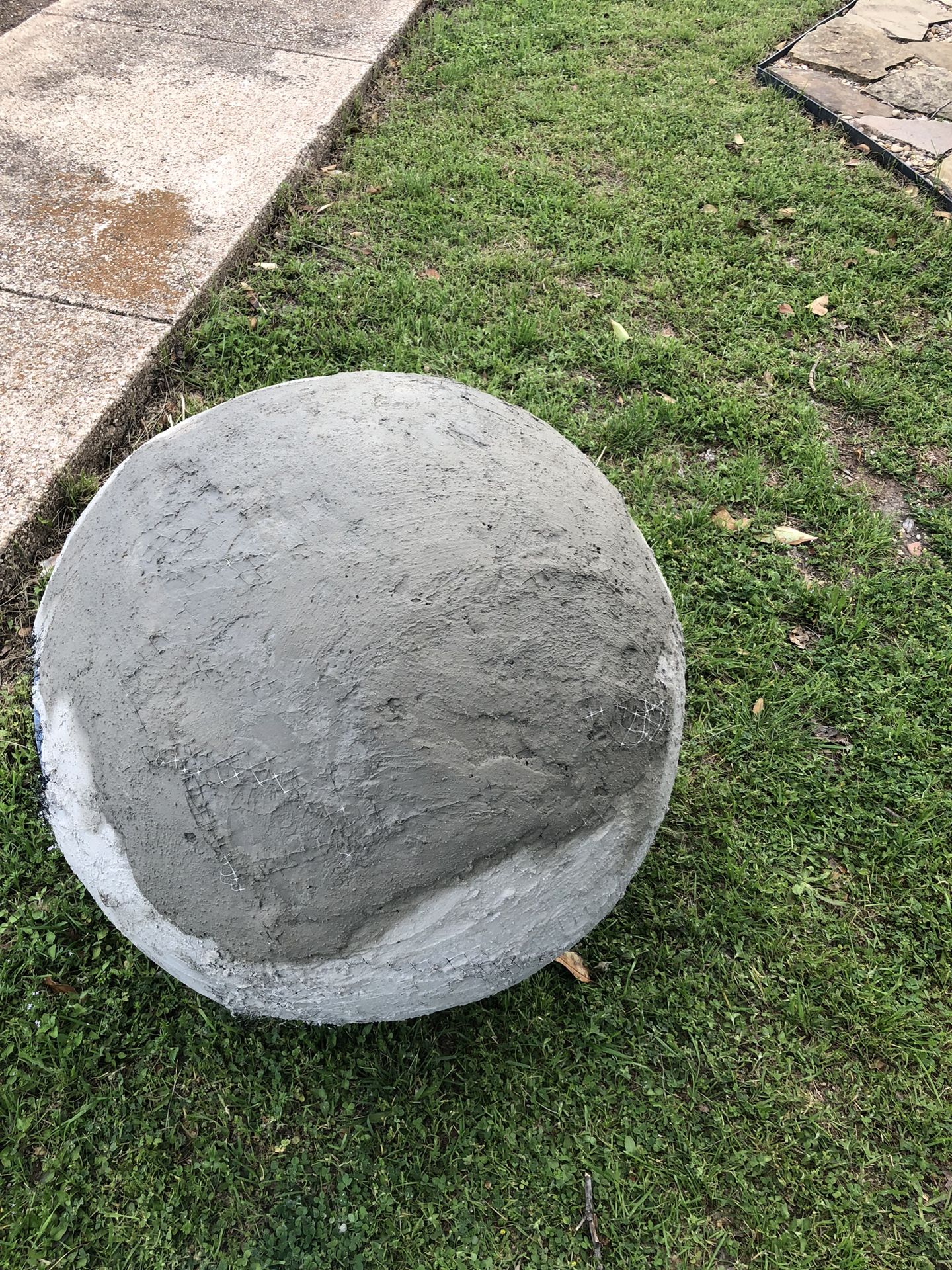 Huge Concrete Ball Water Fountain DIY