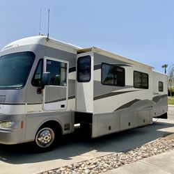 2002 Fleetwood Southwind