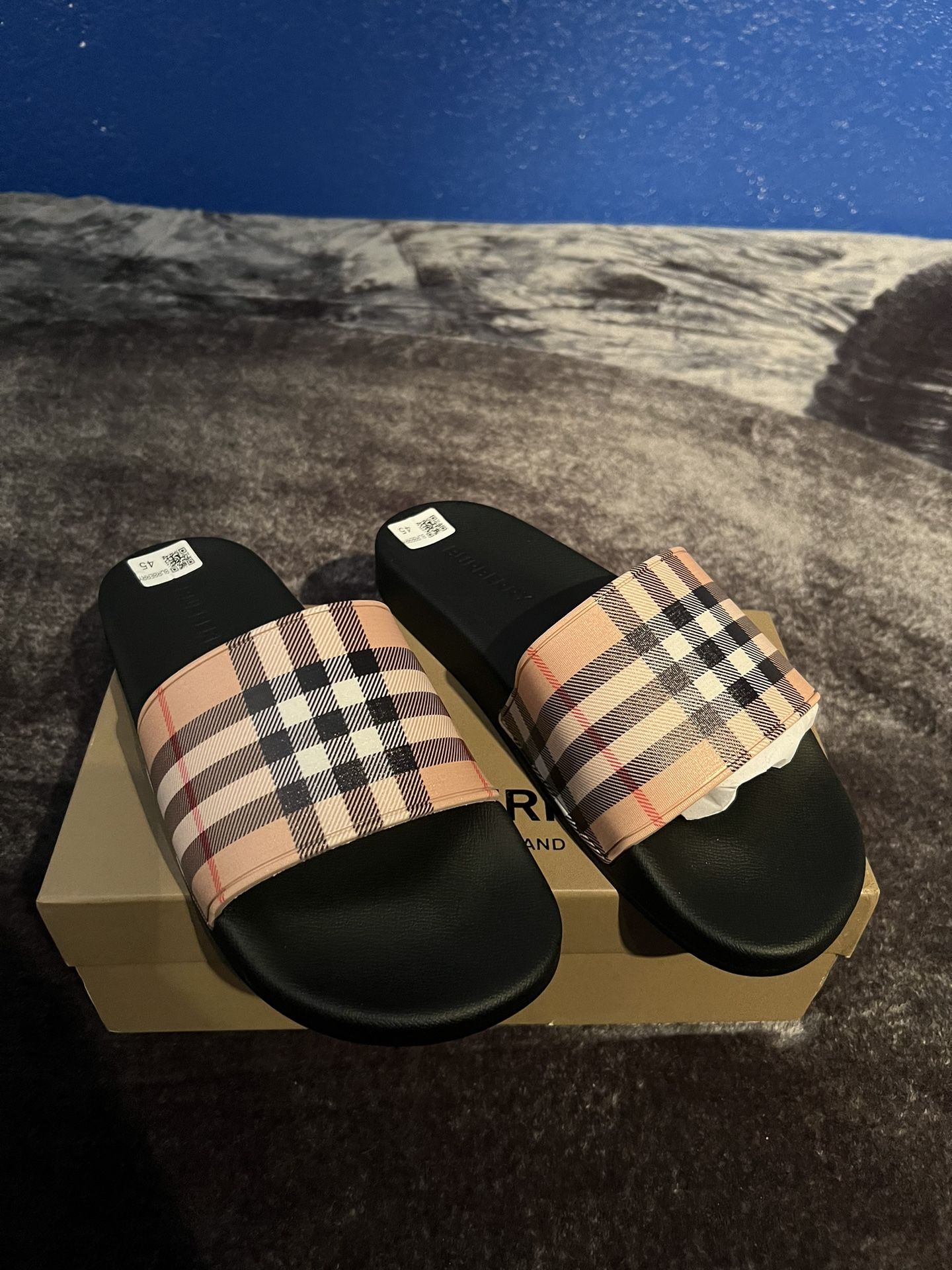 Burberry Slides