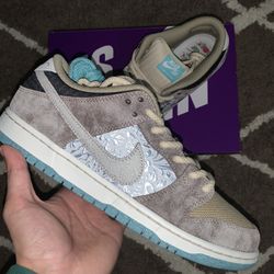 Nike Dunk Low SB Big Money Savings (FZ3129-200) Sz: 10 - DS