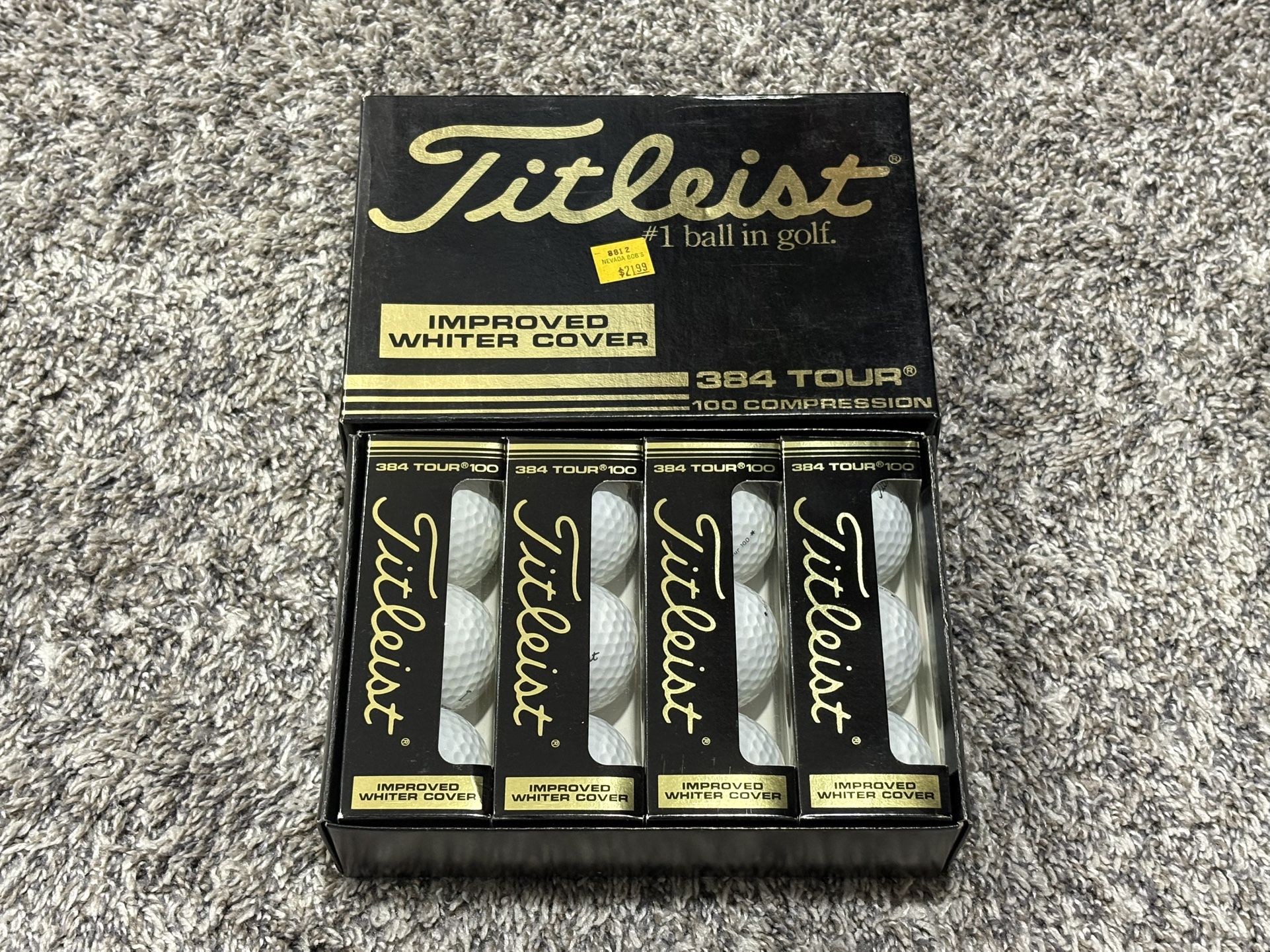 TITLEIST ‘384 Tour’ White Golf Balls - 1 Dozen