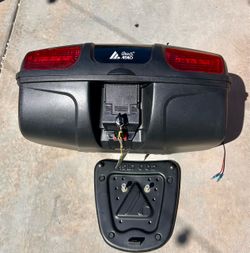 48L ADLO Motorcycle Top Box - Integrated Brake Lights + Backrest + 2 Keys & Mount