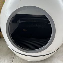 Automatic Self-Cleaning Litter Box