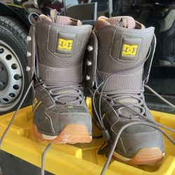 Snowboard Boots Size10