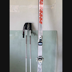 Vintage 1985 K2 Skiis