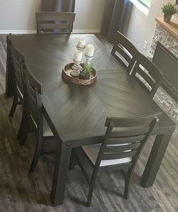 Colorado 7 Piece Dining Set