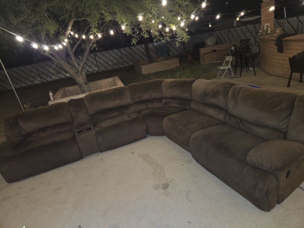 Big Sectional With Recliners