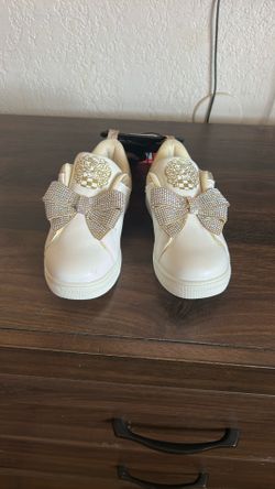 Kid Shoes! Size 9