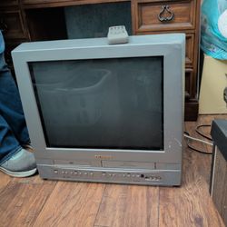 Sylvania CRT TV Set