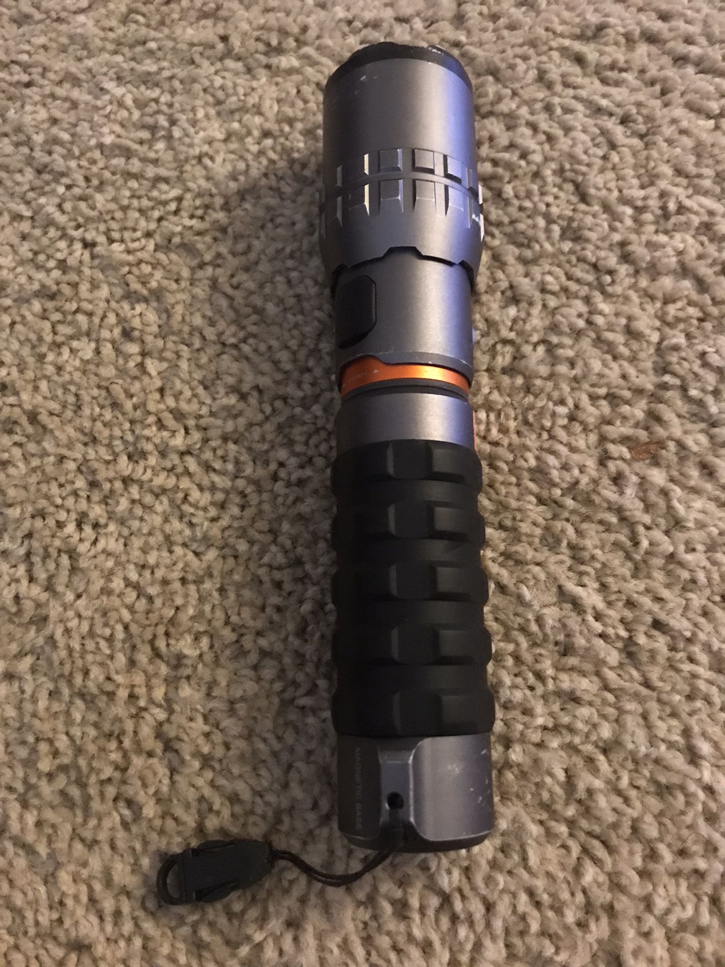 Heavy Duty Flashlight