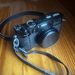 Camera Newish