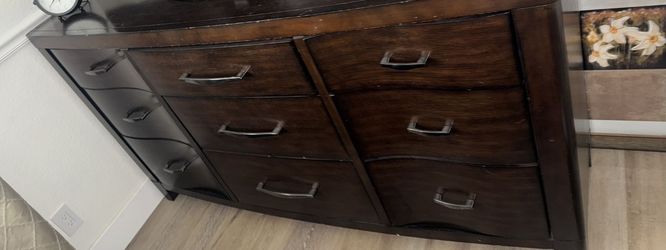 Dresser Wood 