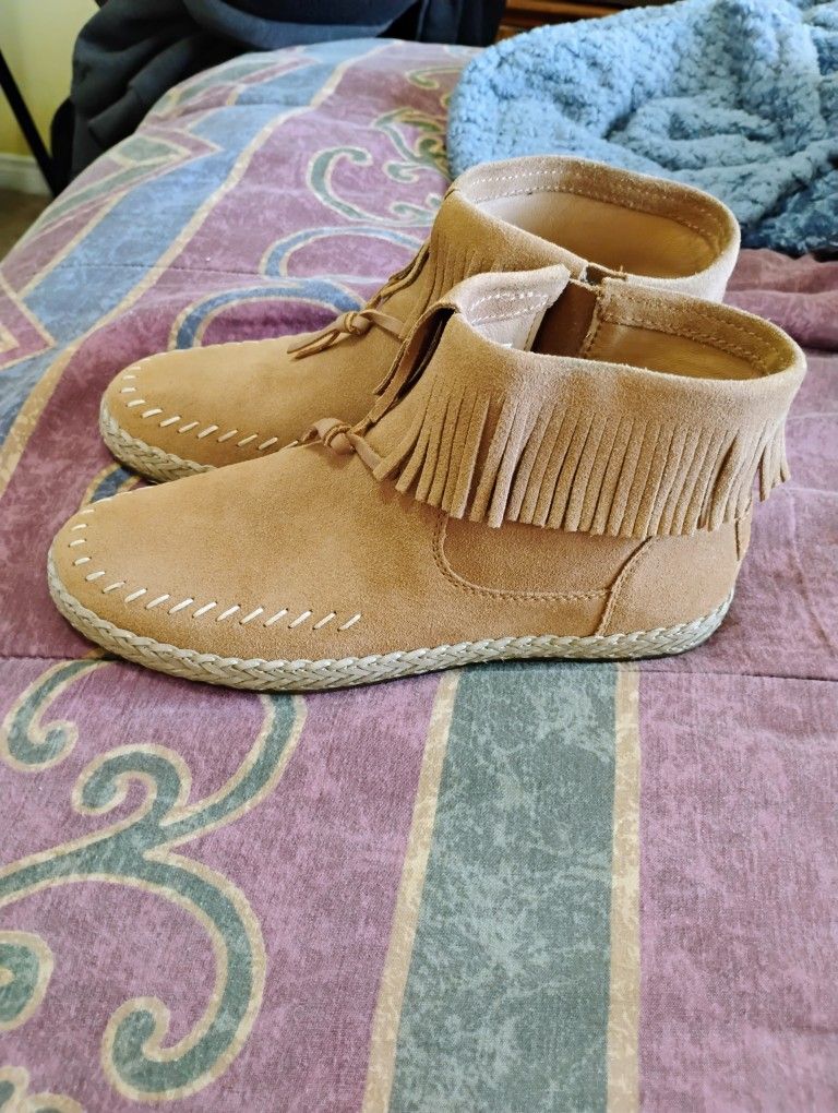 Ugg Boots Size 6.5