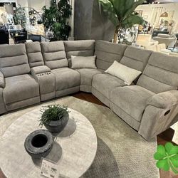 Favid Smoke Reclinings Sectionals Sofas Couchs Finance and Delivery Available 