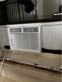 Window Air Conditioner Unit