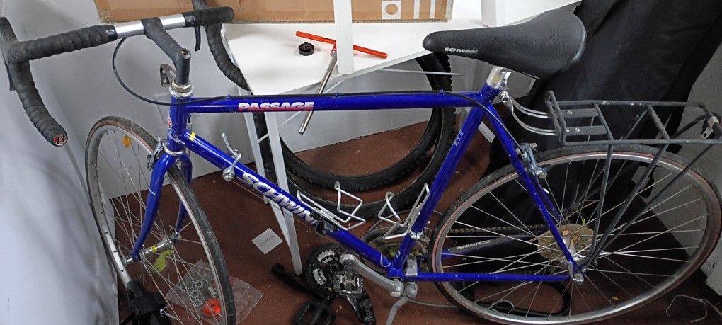 Schwinn Passage Road Bike