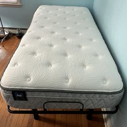 Sealy Twin Size Plus Mattress and Adjustable Base