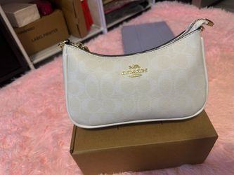 New coach handbag white