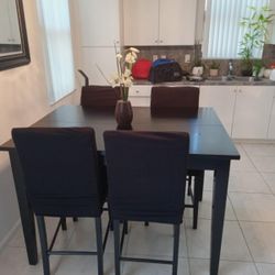 Kitchen Table 