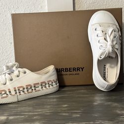 Burberry Shoes 