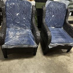 NEW - Patio Wicker Chairs Set of 2 PE Rattan Chair with Chrysanthemum Armest & Water Resistant Cushions