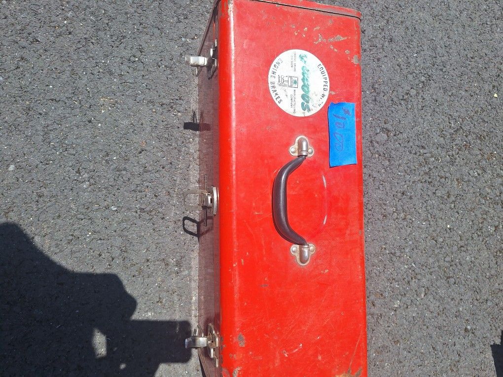 Craftsman 24-in Tool Box