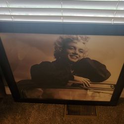 Marilyn Monroe  Fcfs No Delivery Cash Only 